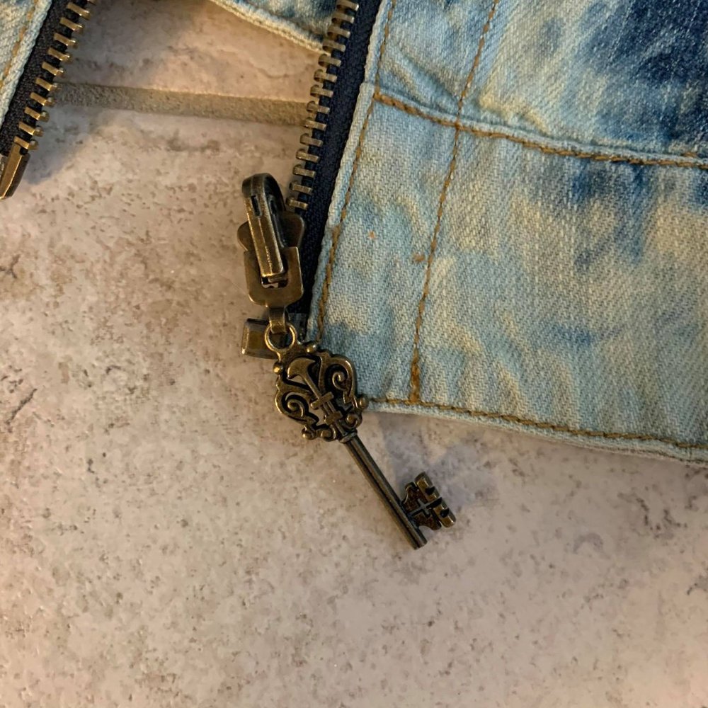 Cabi Upcycled Reversible Jean | Denim Jacket M - Picture 5 of 8
